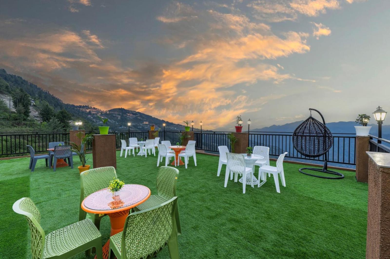 The Nature Dreams I Vacations I Conference I Mice I Family Events I Open Air Terrace I Sky Bonfire I Kufri By Exotic Stays Shimla Eksteriør bilde